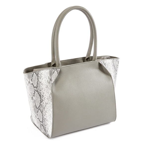 Shoe Dazzle Handbags - NWOT Tote